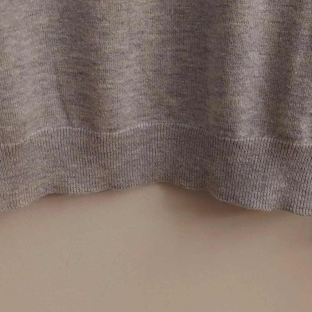 J.CREW MERCANTILE Men's Merino Wool  V Neck Pullover Long Sleeve Sweater L